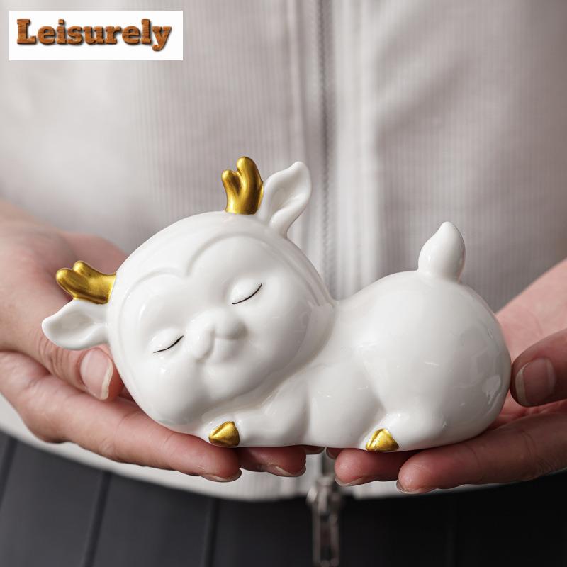 Gold Drawing Cute Deer Treasure Tea Pet Boutique Tea Sculpture Tea Figurine Play Toys Tea Statue Ornaments Can Be Raised Cha