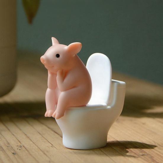 Miniature Pig Statue Pig Sitting On Toilet Mini Animal Toy