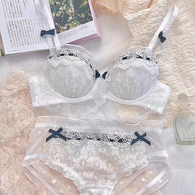 Japanische Lolita Unterwäsche Damen Anzug Kleine Brüste Push-up ohne Bügel Sexy BH Reiner Spitzen-BH-Überzug