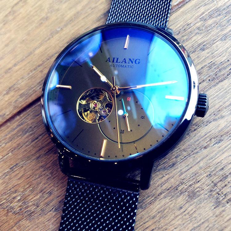 Neue Herrenuhr, vollautomatische mechanische Uhr, echte Schweizer Freizeituhr