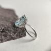 Silver Ring with Topaz, Item Weight 5.1 G (2199335)
