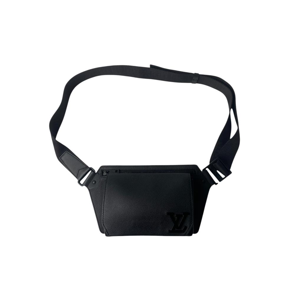 Used LOUIS VUITTONbody bag black leather mens