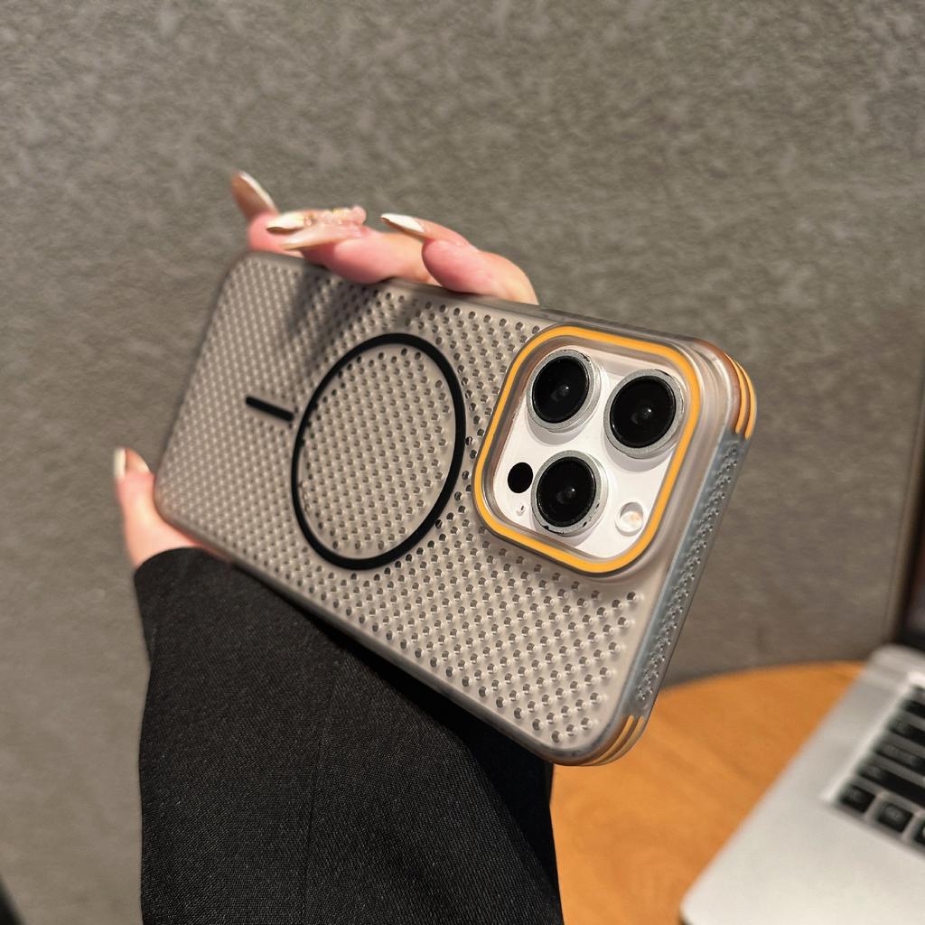 Magnetic Attraction Is Suitable for Large Hole IPhone16ProMax Phone Shells and Apple 15 Anti Drop Full Cover Protective Cases