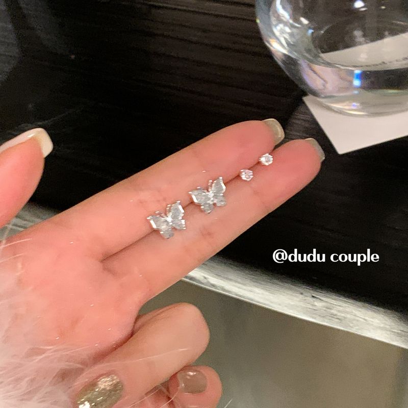 

Dudu Couple Elegant Butterfly Studs Four-Piece Set Sterling Silver Needle Earrings Fancy Zircon Cochlear Ear Bone Stud Female Light blue butterfly four-piece S925 Silver Needle