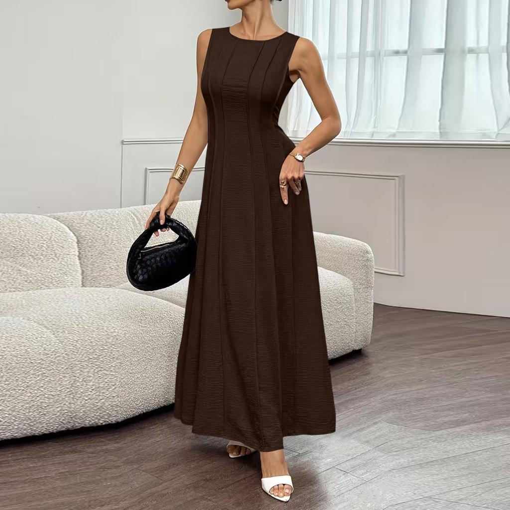 Ladies' Casual And Fashionable Sleeveless Pleated Elegant Long Dress