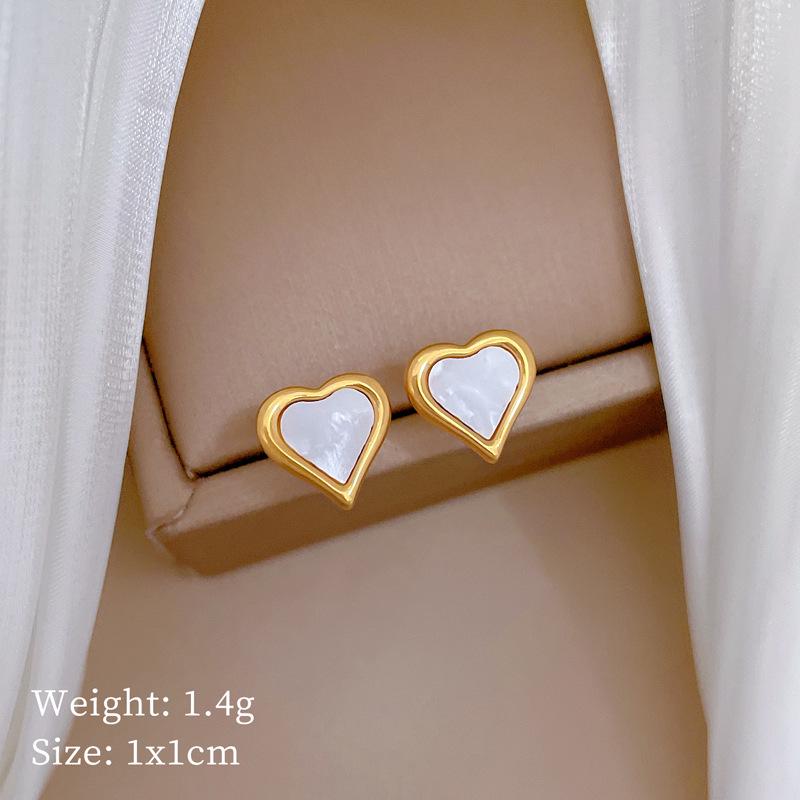 Cercei minimaliști tip stud din oțel titan cu sidef și trifoi cu patru foi - Design androgin pentru temperament individual și eleganță de banchet.