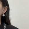 French Retro Big Pearl Ear Buckle Light Luxury High-End Retro Earrings White Gray Metal Wind Niche Design Earrings