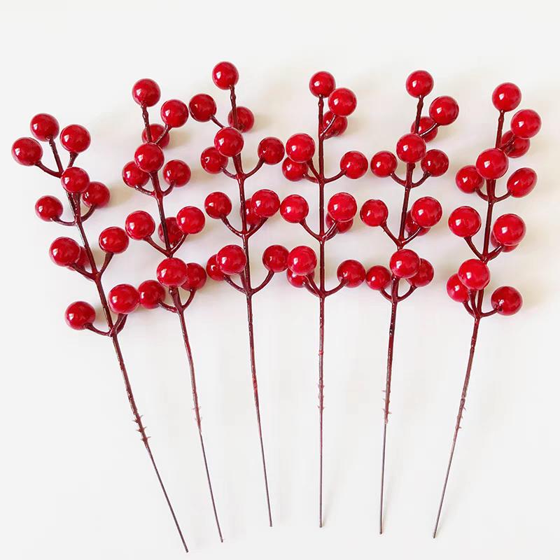 Artificial Berries Christmas Red Berry Branches for Xmas Tree Decoration Party Home Table Ornaments Red Fruit Wreath DIY Gift