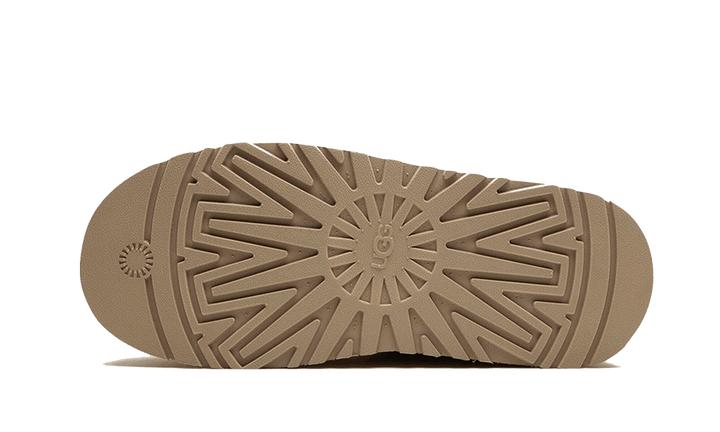 Slippers UGG Beige Tazz Sand