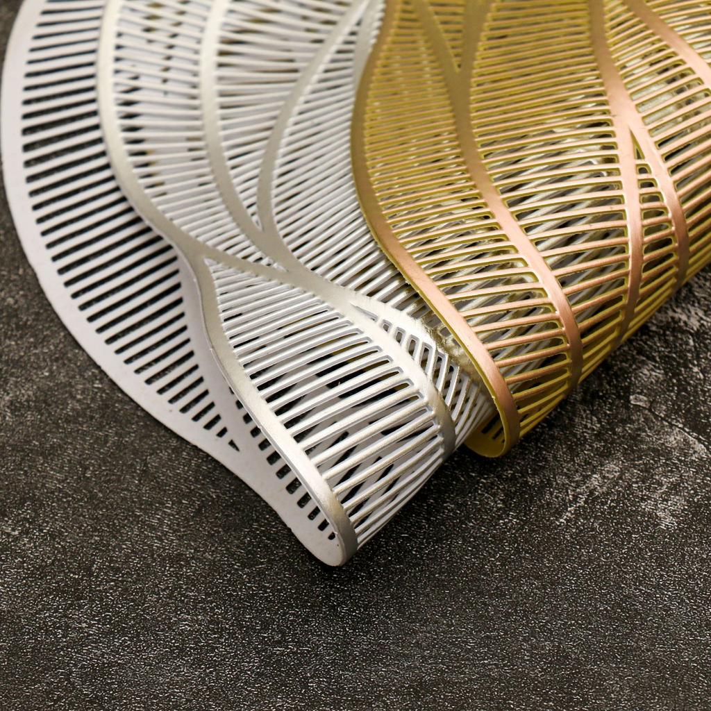 Horký prodej Podložka pod jídlo s růžemi, Izolační podložka, Lehký luxus, Horká zlatá podložka pod hrnek, Měkká PVC dekorace, Podložka na stůl, Podložka pod talíř na párty