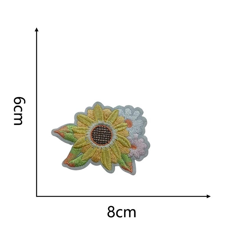 Round Butterfly Flower Embroidery Cloth Patches - Fashionable Decorative Stickers for Clothing Repair