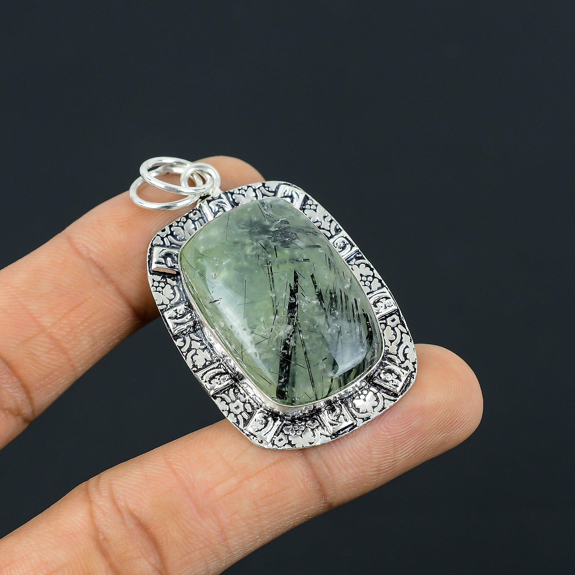 

Womens day Sale Moss Moss Prehnite Gemstone Pendant Jewelry 925 Sterling Silver