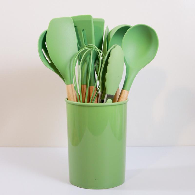 Silicone Kitchenware Cooking Utensils Set Non-stick Cookware Spatula Shovel Egg Beaters Wooden Handle Kitchen Cooking Tool