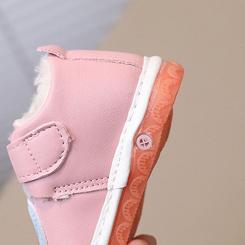 Infant Walking Shoes 0-1-2 Years Old, Boys and Girls Winter Squeaky Shoes, Fleece-Lined Thickened.