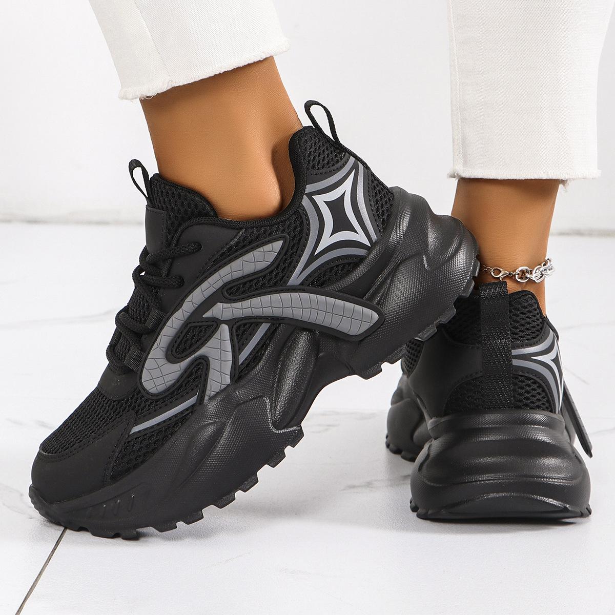 

Весенние и осенние сетчатые повседневные спортивные туфли женские дорожные туфли с внутренним увеличением роста женские туфли с открытыми ногами туфли для маленьких пап 42