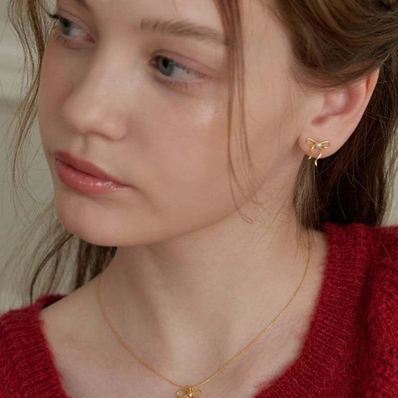 TATIANA (925 Silver) Coco Pearl Ribbon Earrings EC3089