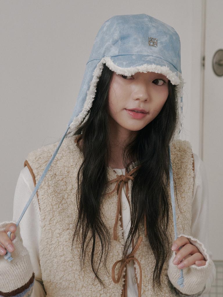 Olinkeompeulliteu Denim Poodle Trooper Hat (Light Blue Denim)