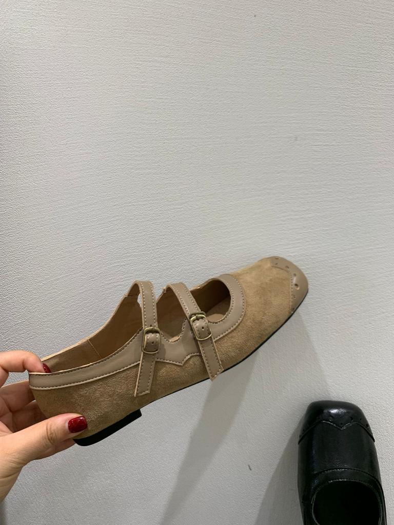 Koreanische Version Nischendesign Sinn flache Mary Jane Schuhe kleine Lederschuhe Herbst und Winter Französisch Retro Doppel Schnalle Einzelne Schuhe Damenschuhe