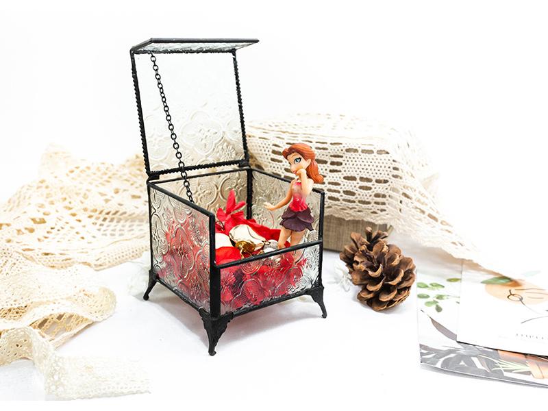 Retro Glass Jewelry Box for Rings, Earrings, and Wedding Decor