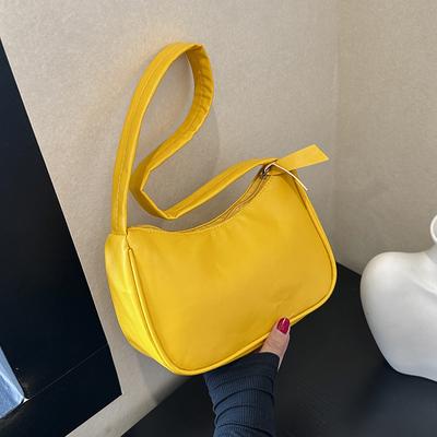 Bolsa de axila casual para o dia a dia 2024 verão nova bolsa bolsa feminina de nicho tendência bolsa de ombro moderna e simples