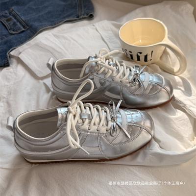 Silver Women's 2 Spring and Autumn New Versatile Lightweight Soft Sole Trend Casual Shoes Sports Little White Shoes