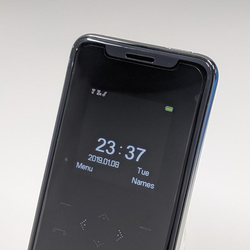 Neues i8 Kartenhandy GSM 2G Tasten-Funktions-Handy 2,0 Zoll MTK GSM 2G Dual-SIM Dual-Standby Single-Core Bluetooth Cartoon Studentenhandy