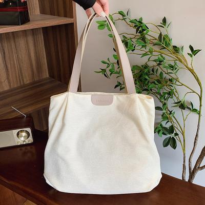 Damentaschen – Geräumige Taschen