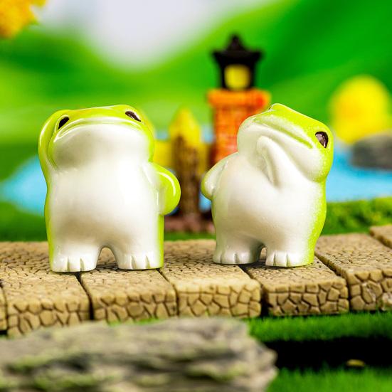 Yousheng Mini Resin Frog Figurine Small Little Animal Ornament Cartoon Miniature Frog Statue for Micro Fairy Garden Landscape DIY Terrarium Crafts