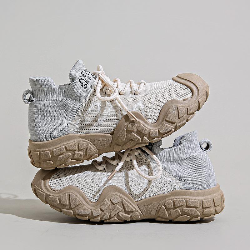 Versatile lightweight breathable non-slip shoes women's summer new running shoes student wear-resistant fly-woven sports shoes