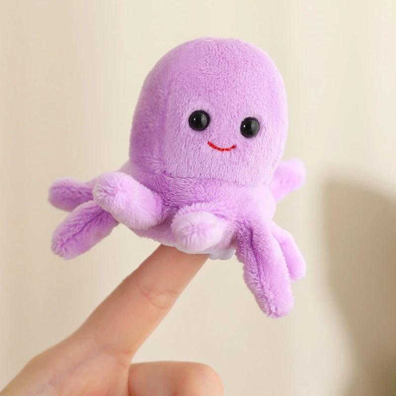 Jouets Marionnettes à Doigts Peluches Animales Cartoon Mignonnes Mini Perroquet Paon Requin Poulpe Doux Jouets Accessoires de Jeu de Doigts Amusants 9cm
