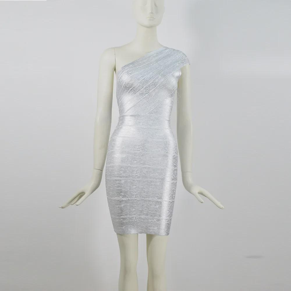Gold-Stamped Silver Oblique Shoulder Bandage Evening Dress