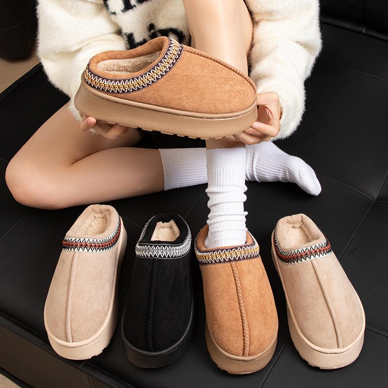 Fashion Feslishoet Winter Woman Slippers Plush Interior Anti Slip Sole Thick Bottom Embroider Fashion  Warm Slippers Use Indoor Outdoor