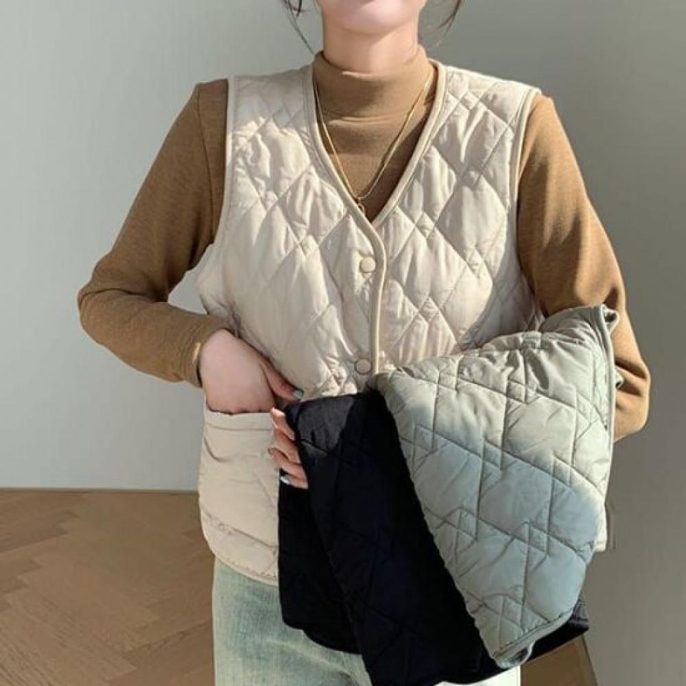 NaVaVa V Neck Lightweight Vest With Fleece Nc484