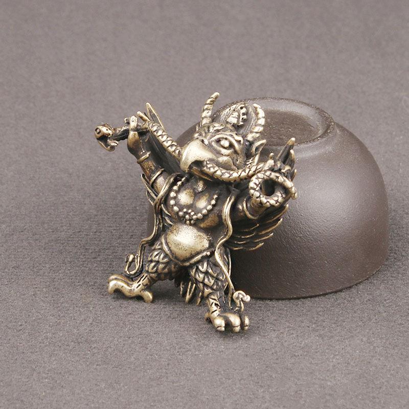 Chinesische Mythologie Größter Vogel Dapeng Metallfigur Schreibtischdekoration Göttliche Tier Wächter Vintage Heimdekoration