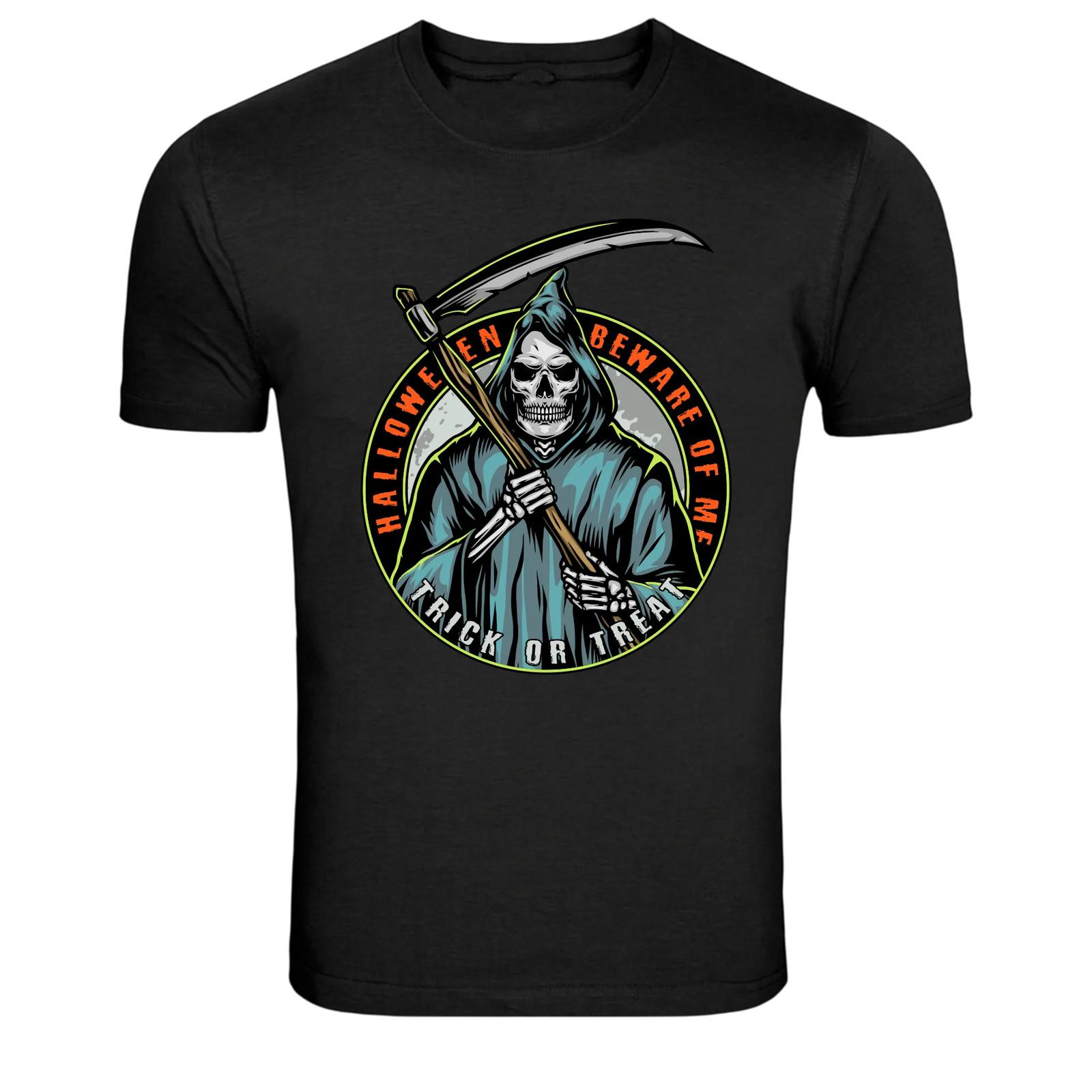 Triple Skull Flaming Halloween Graphic T-Shirt M