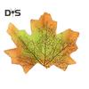 50 szt. Sztuczny Liść Klonu Realistyczna Tkanina Jesienne Liście Wewnątrz Na Zewnątrz Halloween Jesień Plony Święto Dziękczynienia Festiwal Dekoracja na Przyjęcie Weselne