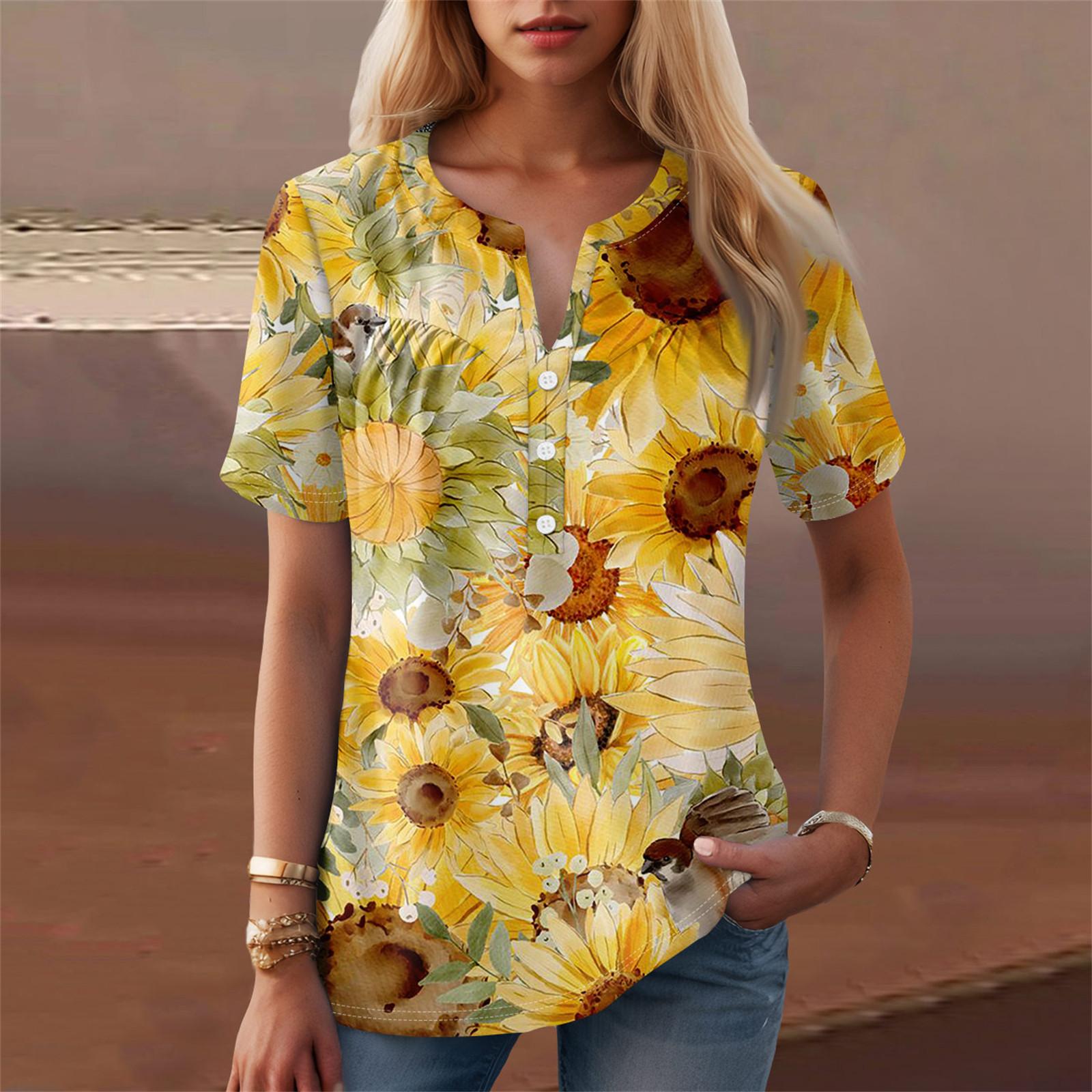 

Женская повседневная футболка с v-образным вырезом и коротким рукавом с цветочным принтом и декоративными пуговицами, топ XXXL золотой