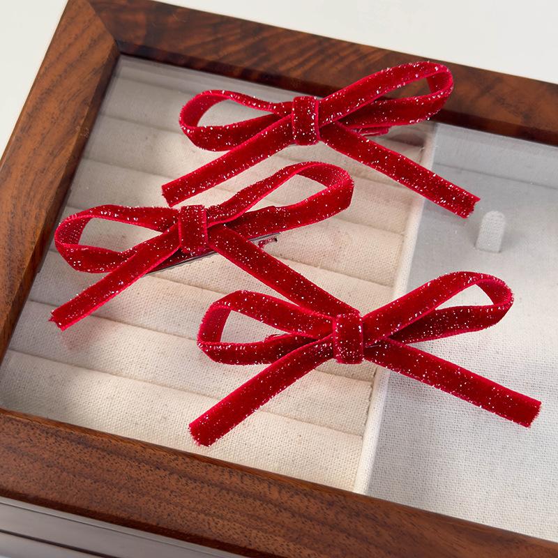 

Autumn/Winter velvet red bow hair clip Bright red festive hair accessories Princess hair card girl