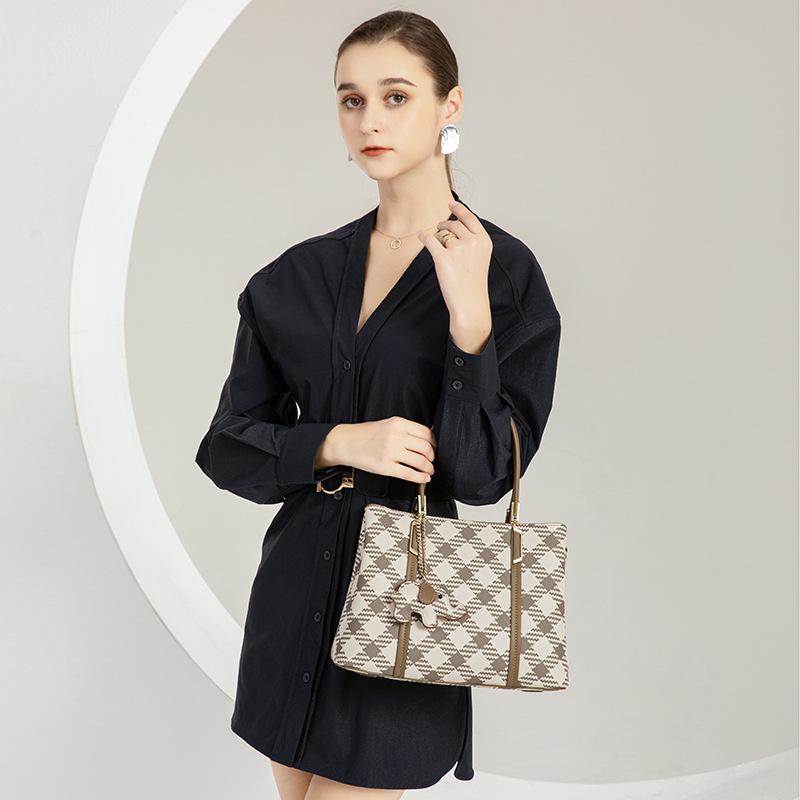 Karierte Tasche Damen Tasche Herbst und Winter einfache 2023 neue Vintage-Mode große Kapazität eine Schulter Umhängetasche Handheld
