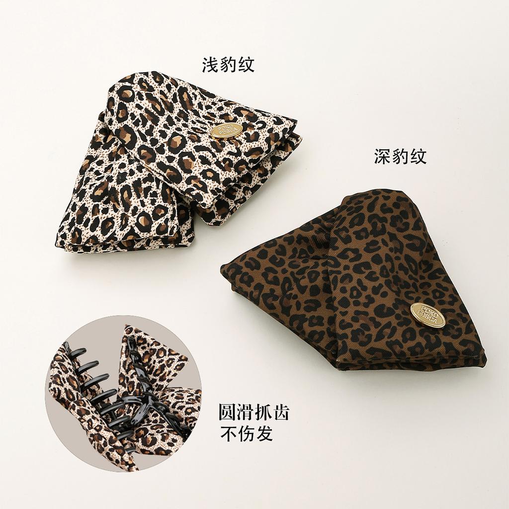 Acrylic fabric leopard print triangle grab clip autumn and winter retro back head shark clip hairpin hair accessories