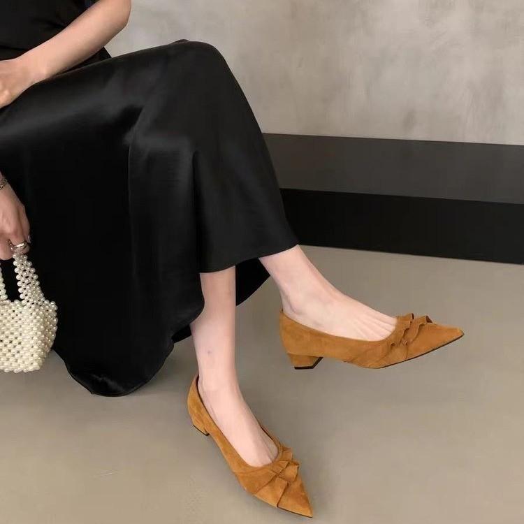 2025 autumn retro ruffle edge suede thick heel niche foot set versatile commuter work professional women's single shoes