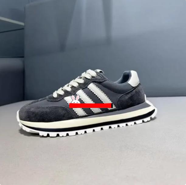 

Autumn new sports and leisure shoes comfortable and wear-resistant lightweight niche design shoes bc 43 сірий колір