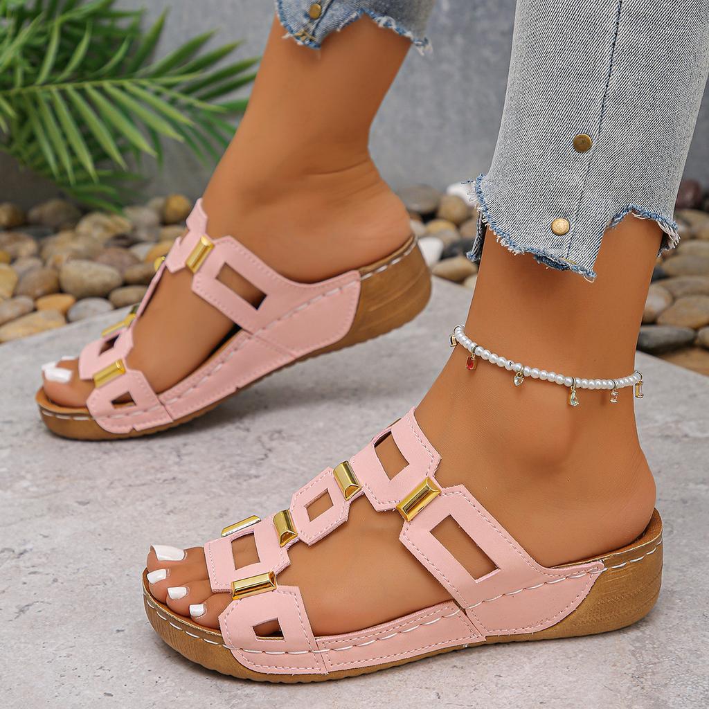 Fashion Solid Color Women 2026 Women's New Leather Fish Mouth Thick Bottom Fashionable Belt Buckle  Cool Slippers