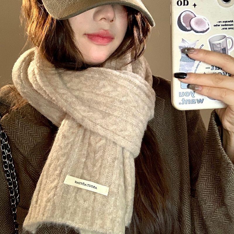 New Solid Color Twist Knitted White Green Scarf for Women in Winter with Wool Warm Scarf Korean Style Student Versatile