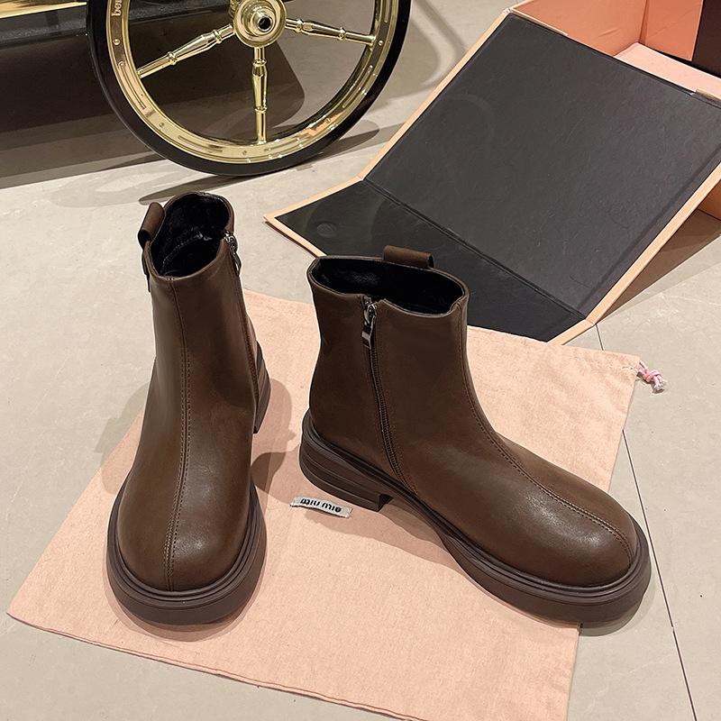 

Ботинки Martin женские в британском стиле 2024 года, зимние ботинки на толстой подошве, короткие ботинки с мягкой подошвой, тонкие ботинки с открытой стопой, стиль «локомотив» 35 хаки