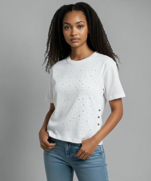 Bonseullipi Galaxy Stud Snap Top (Ivory)