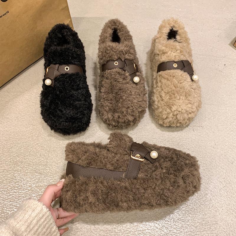 Dicksohlige flauschige Schuhe für Damen zum Ausgehen 2025 Herbst und Winter neue Zehentrenner mit Samt zum Warmhalten INS Zuhause Baumwollpantoffeln