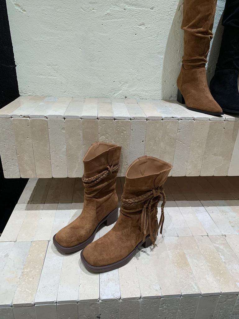 Grape mother of the same style, height increased by 5cm~ wasteland wind fringed braided belt thick heel pile medium and high boots women's Egyptian 