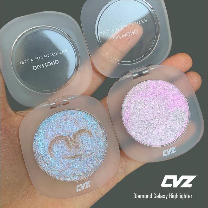 Poudre Illuminatrice CVZ Galaxy Shimmer: Bronzer Nacré Tridimensionnel pour un Éclaircissement Naturel.