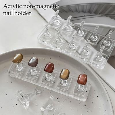 Non-Magnetic Acrylic Cartoon Bear Love Shape Nail Stand False For Cat Eye Gel Press On Nails Display Stand Tips Holder